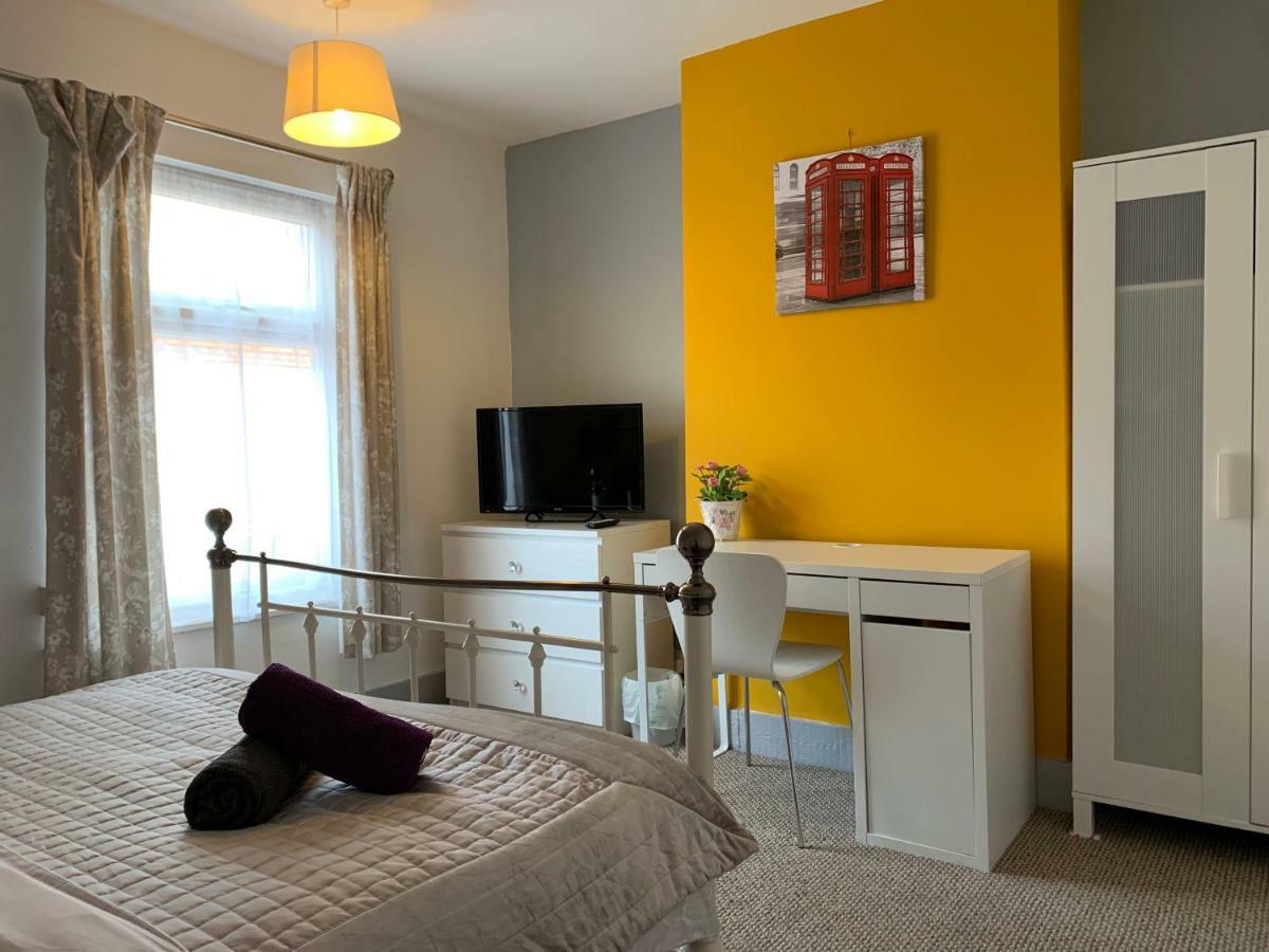 Fuller Rooms Kettering Kültér fotó